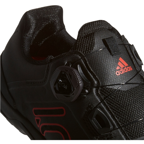 Kestrel Pro BOA Clipless MTB Shoes (Core Black/Red/Grey Six)